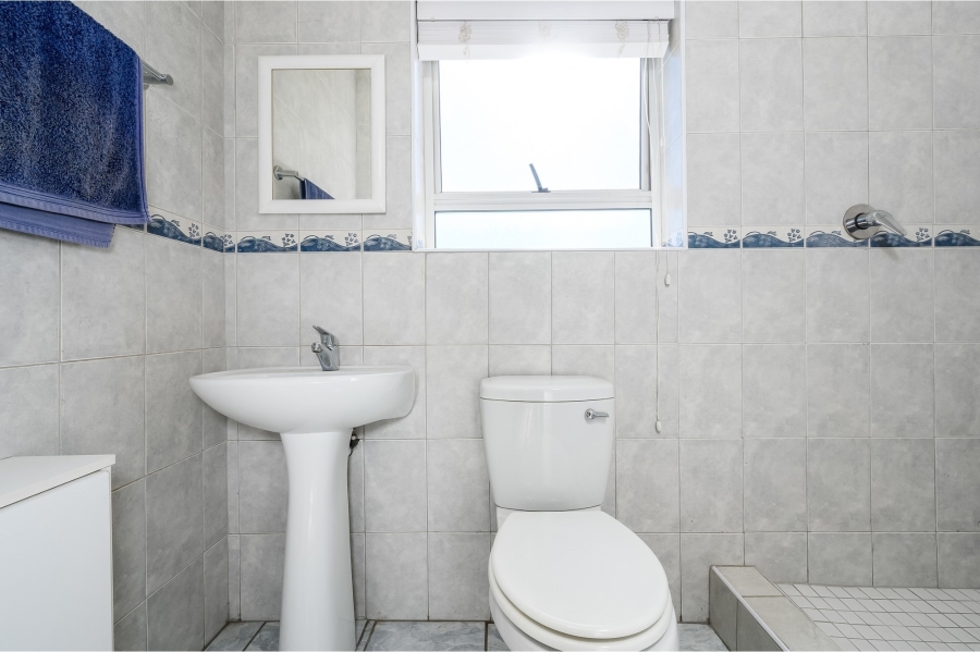 5 Bedroom Property for Sale in Newton Park Eastern Cape